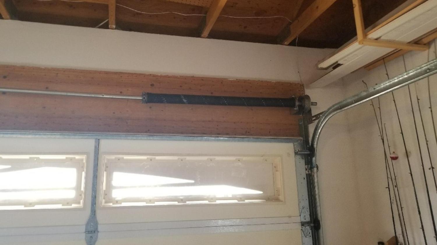 Garage Door Repair Northhaven Rd, Davenport, IA