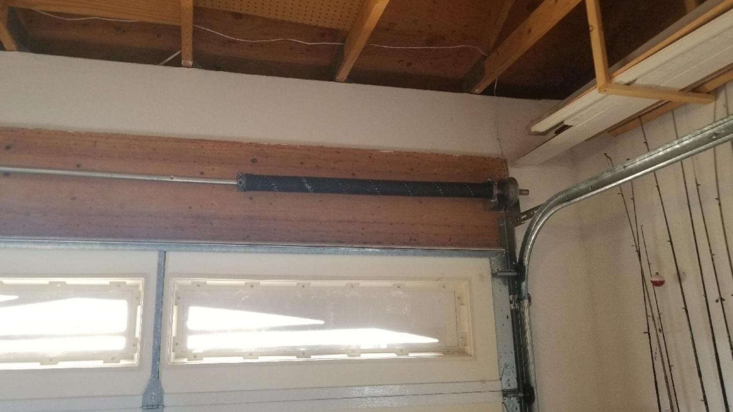 Garage Door Repair Northhaven Rd, Davenport, IA