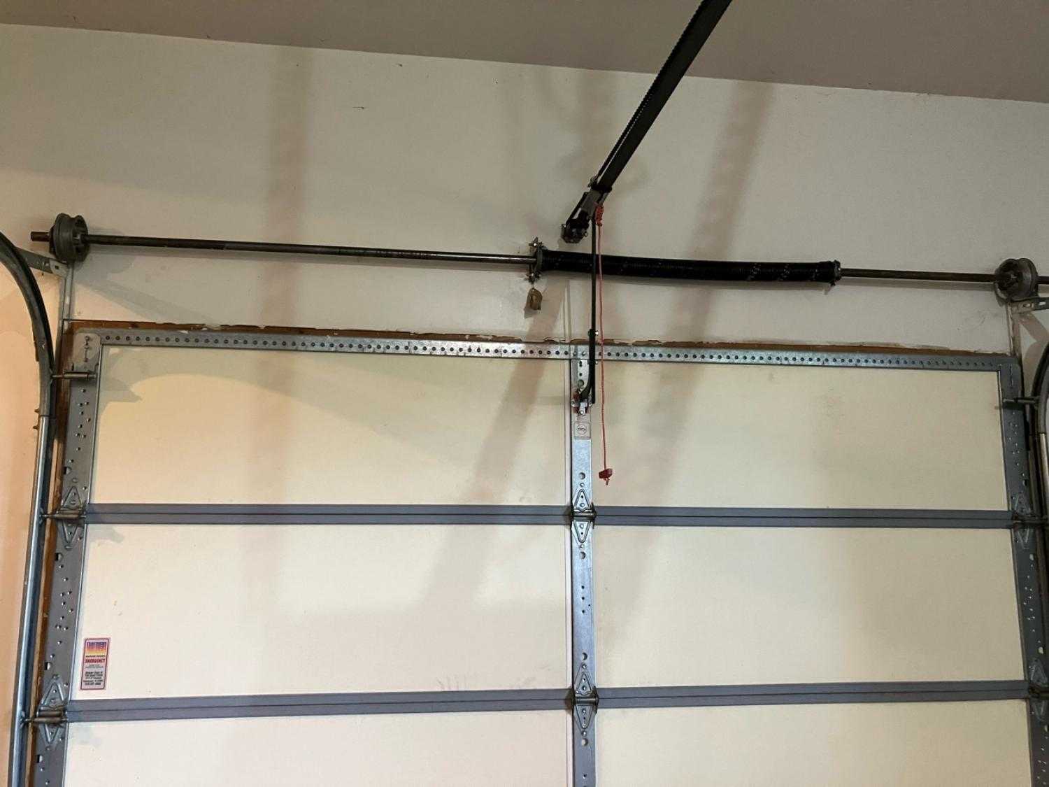 Garage Door Spring Replacement 14th Ave, Moline, IL